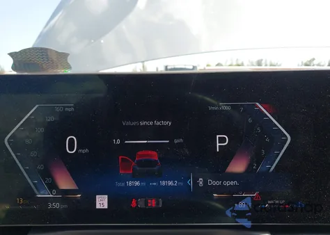 2024 BMW 3 Series 330I z USA, uszkodzony, nr VIN 3MW69FF01R8D92710